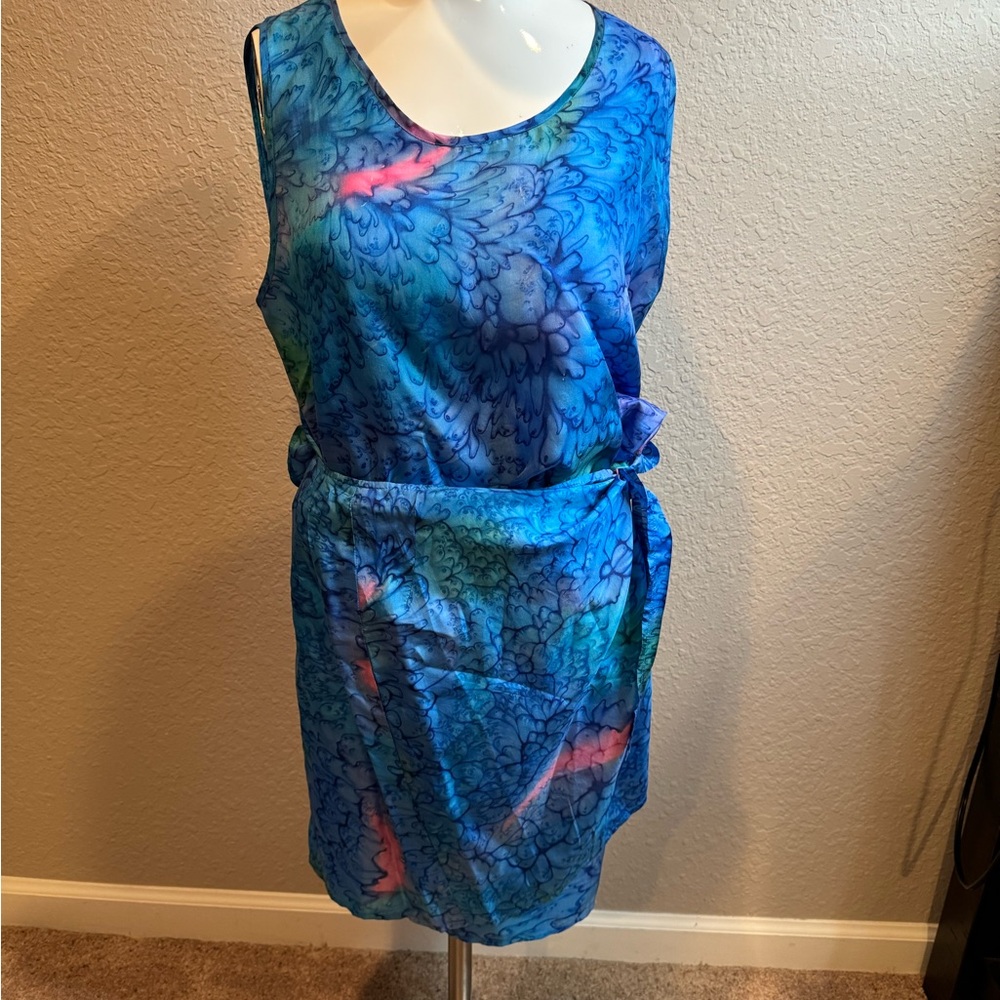 Simply silk two piece woman‎ size small